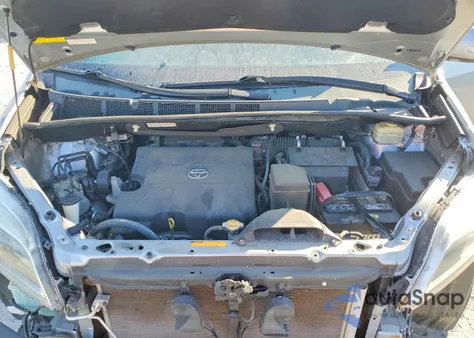 2015 Toyota Sienna Xle z USA, uszkodzony, nr VIN 5TDDK3DC6FS120215